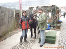 Achim Menzel zu Gast beim Ponyreiten auf dem Weihnachtsmarkt
Chemnitz mit Nicole Kreusel 